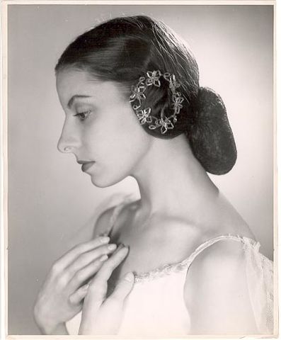 Alicia Alonso (1920) Bailarina cubana